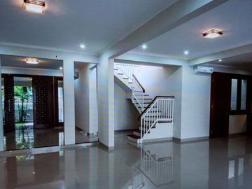 Town House di Cilandak Timur with Pool & Unfurnished HSE-A0580