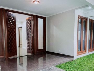 Town House di Cilandak Timur with Pool & Unfurnished HSE-A0580