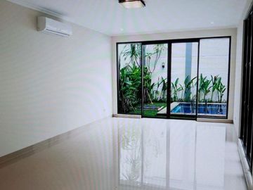 Town House di Cilandak Timur with Pool & Unfurnished HSE-A0580