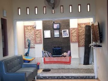 Rumah Pondok Kacang Barat Dekat Graha Raya Siap Huni