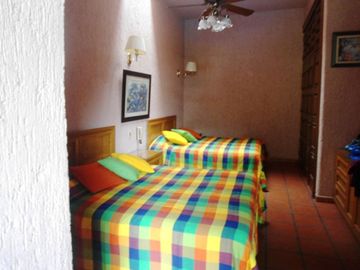 Casa en venta en Vista Hermosa, Cuernavaca, Morelos  Casas y bienes raíces en Cuernavaca, Morelos