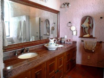 Casa en venta en Vista Hermosa, Cuernavaca, Morelos  Casas y bienes raíces en Cuernavaca, Morelos