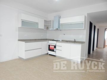 Departamento en venta en Berazategui Este