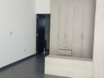 Casa en Venta en EL MIRADOR, Roof Garden, Doble Altura, Terreno 271 m2