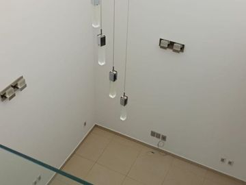 Casa en Venta en EL MIRADOR, Roof Garden, Doble Altura, Terreno 271 m2