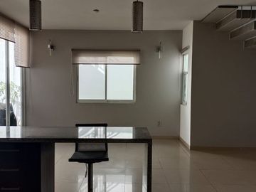 Casa en Venta en EL MIRADOR, Roof Garden, Doble Altura, Terreno 271 m2
