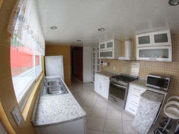 Rento Hermosa Residencia  en Condado de Sayavedra