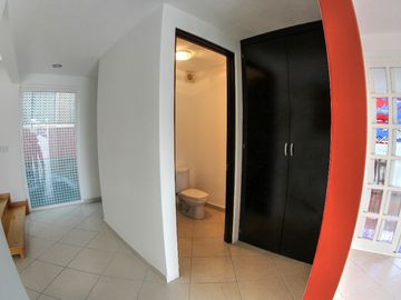 Rento Hermosa Residencia  en Condado de Sayavedra