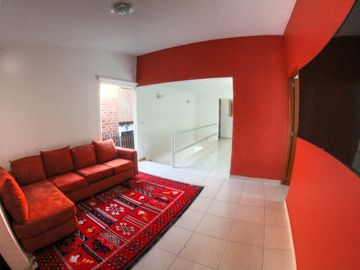 Rento Hermosa Residencia  en Condado de Sayavedra