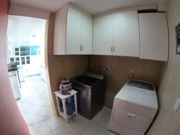 Rento Hermosa Residencia  en Condado de Sayavedra