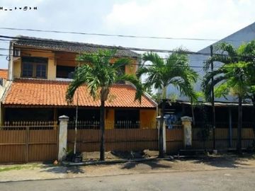 RUMAH GUNUNG ANYAR Strategis untuk usaha dan kost2an