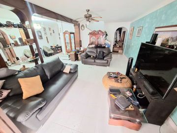 Venta de Casa en Bucaramanga - Barrio Cabecera del LLano. Cod V9234