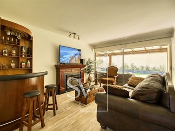 Casa en arriendo de 4 dorm. en Lo Barnechea