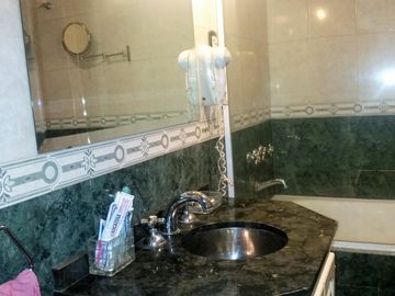 Casa lote propio den Mataderos