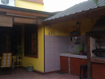 Casa lote propio den Mataderos