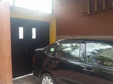 Casa lote propio den Mataderos