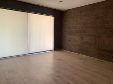 Casa en VENTA dentro de  exclusivo fraccionamiento HUERTAS EL CAMEN