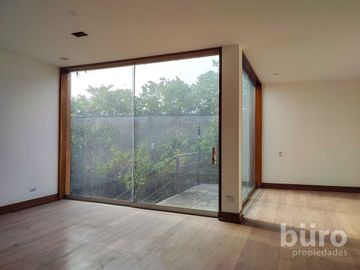 GRAN CASA DE 6 DORM EN VENTA EN EXCLUSIVO CONDOMINIO CASUARINAS