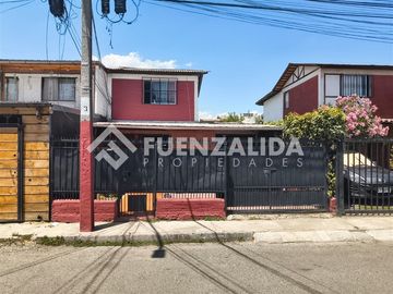 Casa en venta de 3 dorm. en Puente Alto