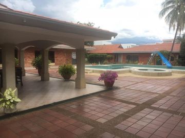 finca en venta en anapoima. Cod V2620