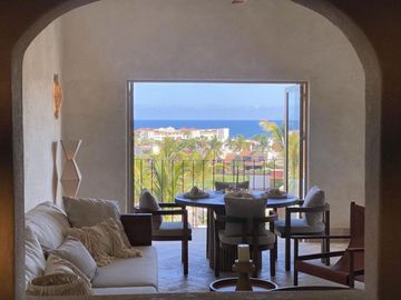 Penthouse vista al mar, pickleball, jacyuzzi, restaurante, venta San Jose