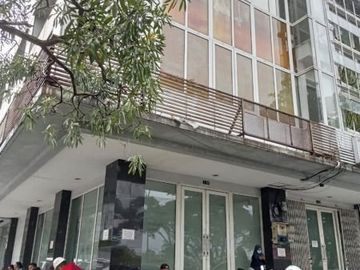 Disewakan Ruko Hook Lokasi Strategis