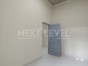 Rumah murah baru renovasi siap huni lokasi tidak banjir di pondok ungu permai Kota Bekasi