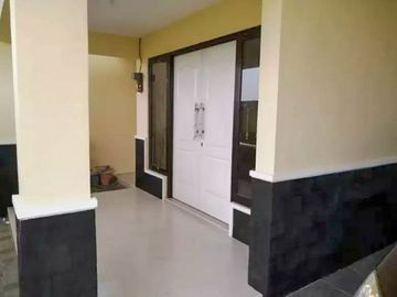 Rumah Baru 2,5 Lantai Luas 190 di Karanglo Arjosari kota Malang