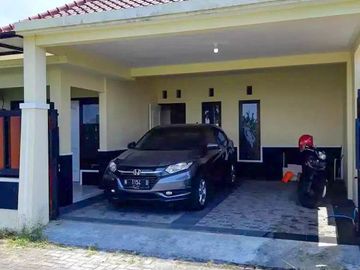 Rumah Baru 2,5 Lantai Luas 190 di Karanglo Arjosari kota Malang