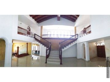 CASA EN VENTA BARRIO JARDÍN- SANTA MARTA | 739