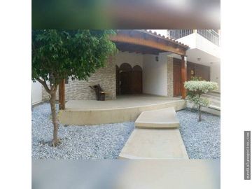 CASA EN VENTA BARRIO JARDÍN- SANTA MARTA | 739