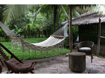 Hermosa casa ecologica al canto del Rio Shilcayo