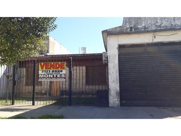 CASA AGUAPEY E/EDISON Y ESQUIRO