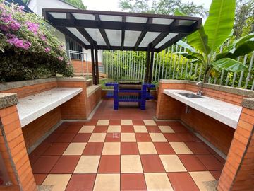 VENTA APARTAMENTO EN CAÑAVERAL CERCA DEL CLUB CAMPESTRE. Cod V8738