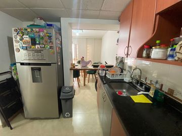 VENTA APARTAMENTO EN CAÑAVERAL CERCA DEL CLUB CAMPESTRE. Cod V8738