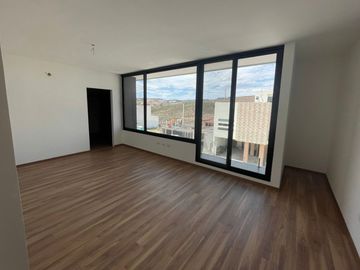 CASA EN VENTA PRIV. LA VISTA