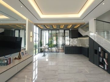 Rumah Bangunan Baru Mewah Bergaya Eropa Harga Terjangkau Casa Varya Puri Gardena