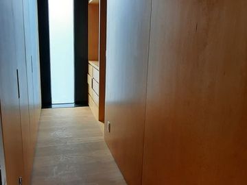 DEPARTAMENTO CON BUENA ILUMINACIÓN