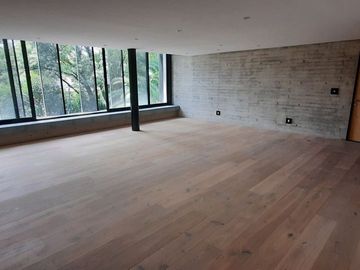 DEPARTAMENTO CON BUENA ILUMINACIÓN