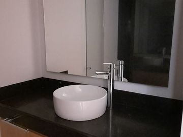 DEPARTAMENTO CON BUENA ILUMINACIÓN