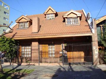 Chalet en venta en Wilde Centro