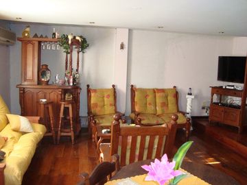 Chalet en venta en Wilde Centro