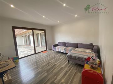 Casa en parcela en Venta de 6D/6B en lonquen Sur Talagante