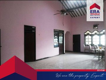 Jual Cepat Rumah Bawah Pasaran Letak Strategis Dekat Halte Transjakarta Bebas Banjir
