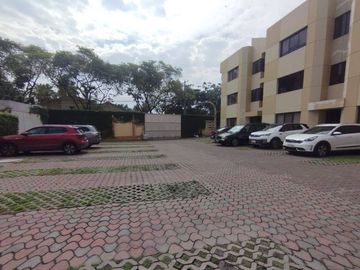 VENTA DEPARTAMENTO SAMBORONDON 2DO PISO ALTO