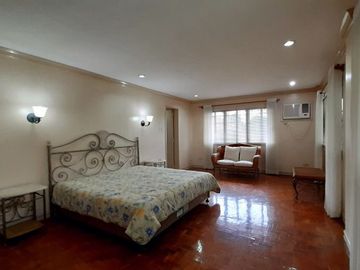 4-Bedroom Fully Furnished House in Banilad, Mandaue City, Cebu