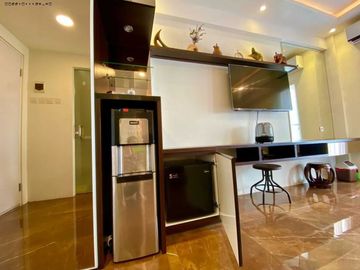 Apt. Puncak Dharmahusada View City full furniture mewah