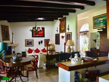 Muy bonita casa en exclusivo condominio en Sumiya