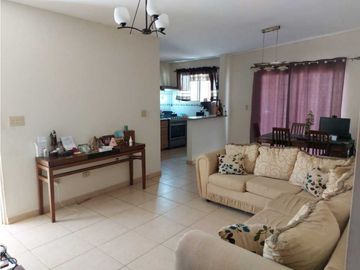 Sea Confiable Vende Casa en Arboledas Cluster Los Olivos