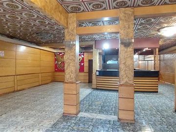 Local comercial en arriendo a la calle en Av. Matta.